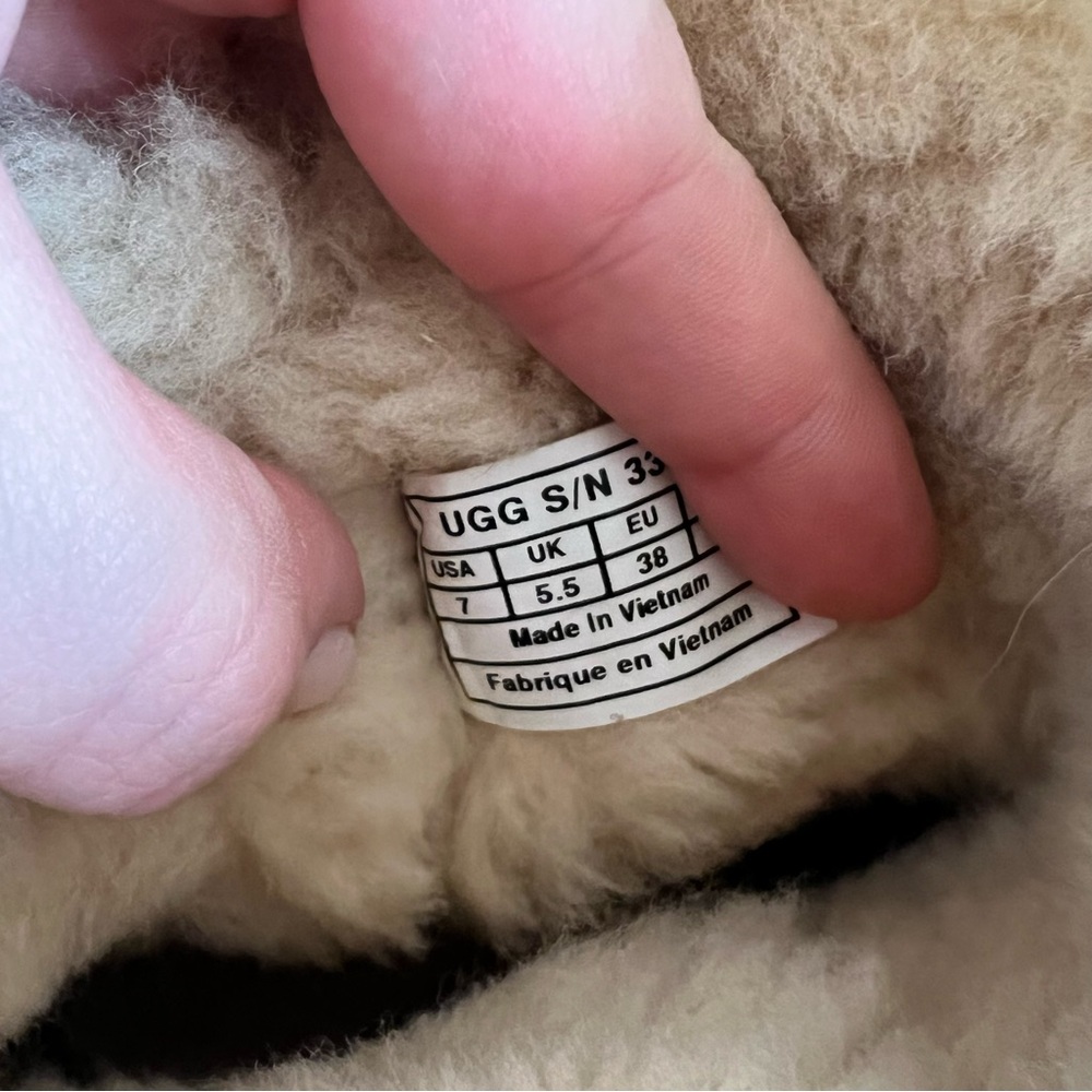 {UGG} mini Bailey button boots - chestnut brown - Picture 9 of 9